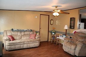 3rd image of 5573 Crystal Dr