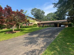 2886 Thornbriar Rd, Atlanta, GA 30340