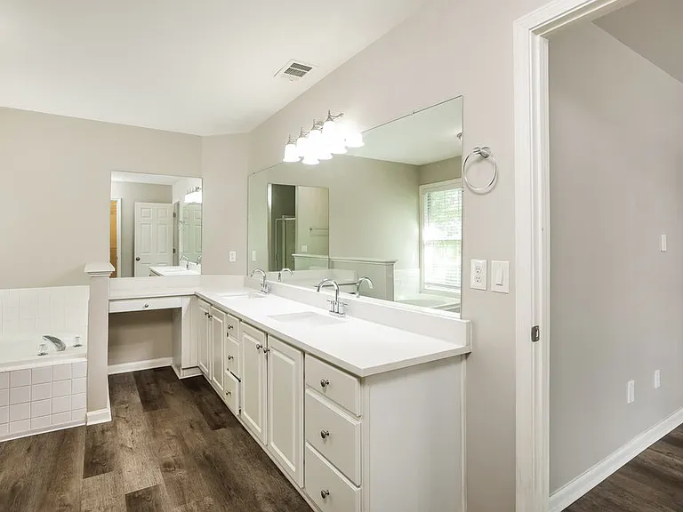 10038 Harmon Springs Dr — Photo 11