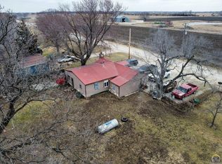 584 Road 200, Emporia, KS 66801