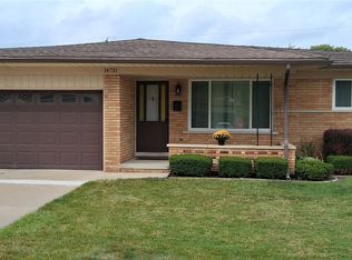 14731 Ivanhoe Dr, Warren, MI