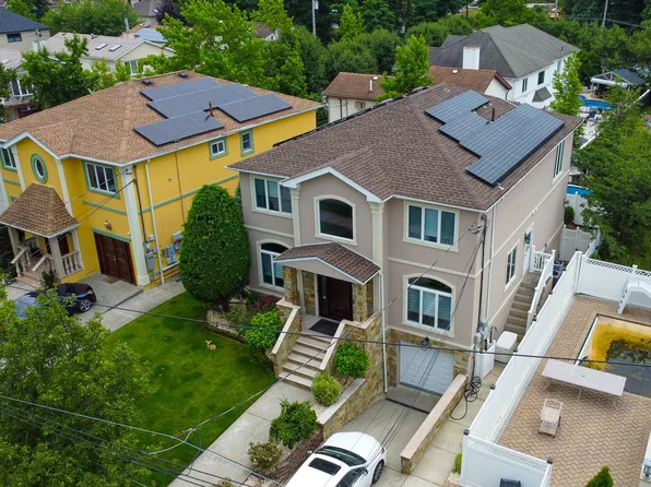 22 Allegro Street image 1 of 31