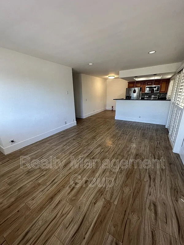 2 bed, 2.0 bath, 852 sqft, $3,000 — Photo 4
