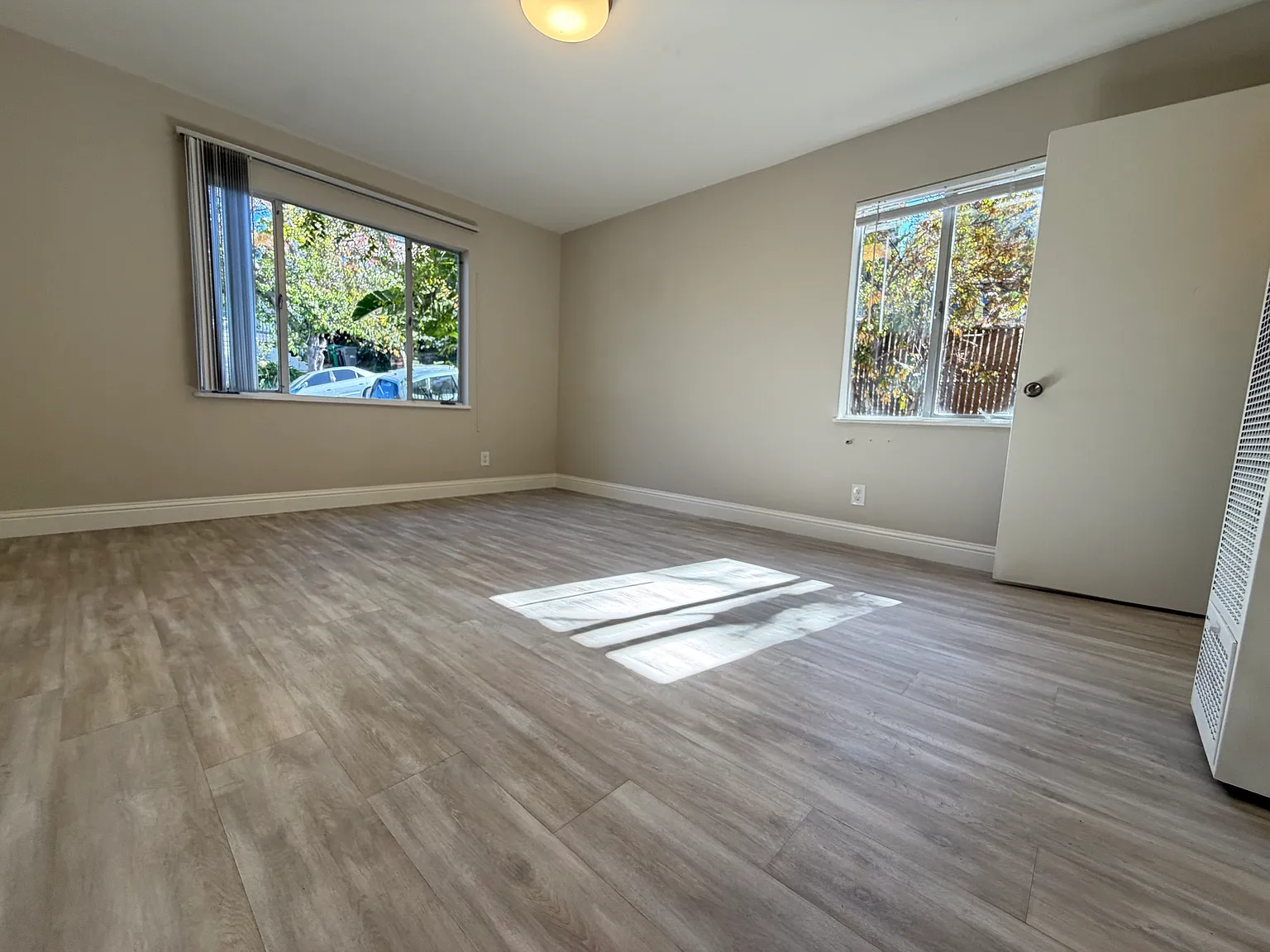 Studio, 325 sqft, $1,545 — Photo 4