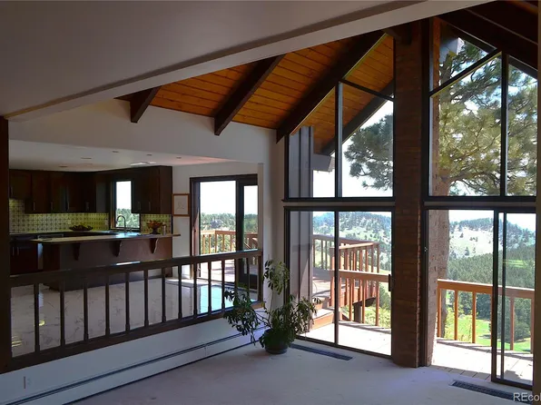 21849 Cabrini Boulevard, Golden, CO 80401