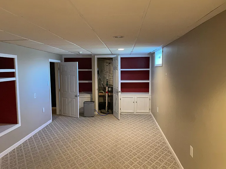 Bay Heights Cir — Photo 24