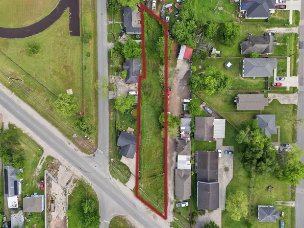 5303 Bennington St, Houston, TX 77028