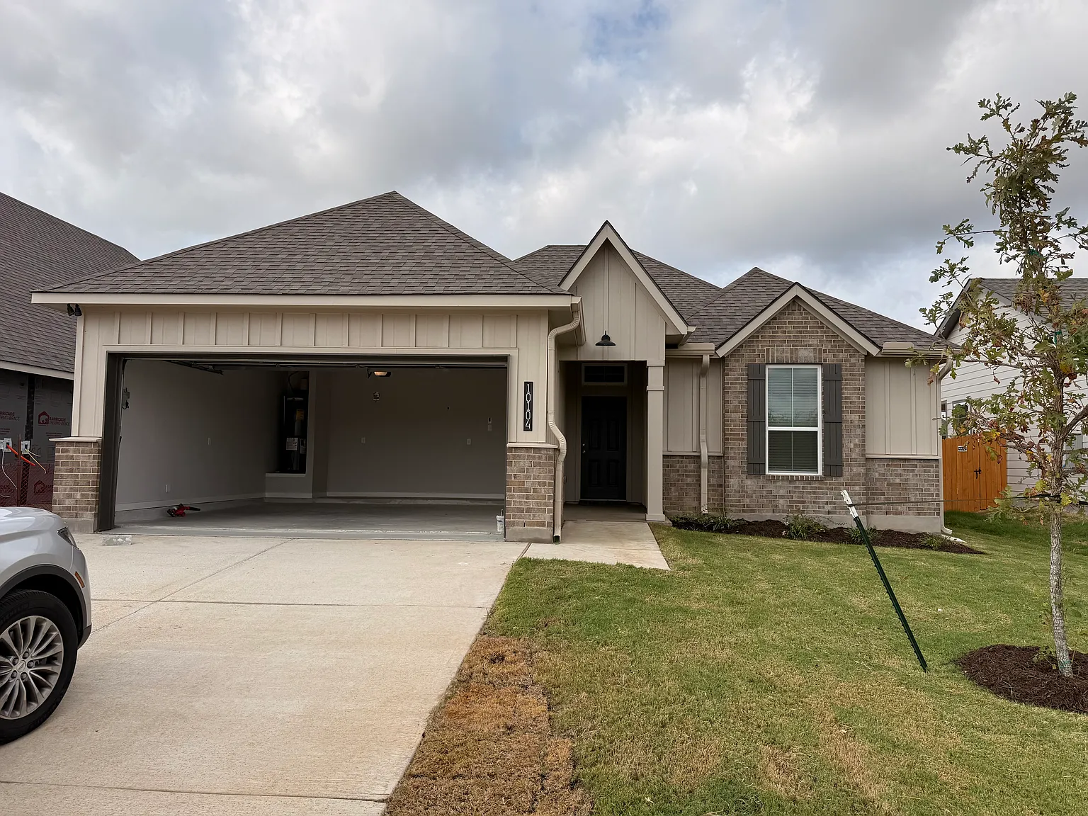4 bed, 1654 sqft, $2,500 — Photo 1