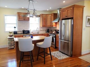 557 Heath St #N3, Chestnut Hill, MA 02467