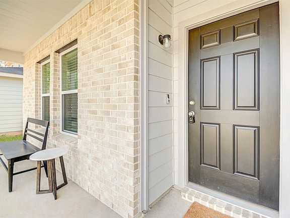 2nd image of 15694 Briar Forest Dr
