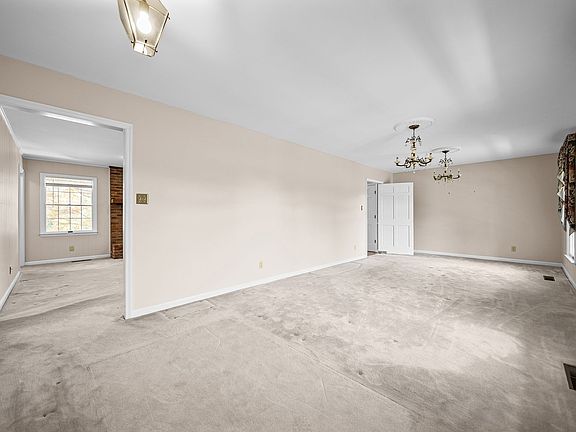5th image of 699 Foston Chapel Rd
