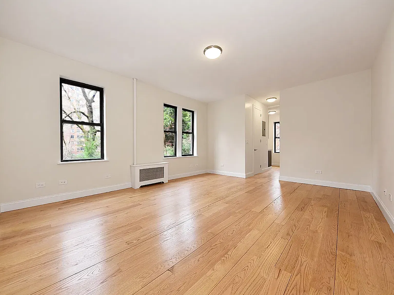 149 West 12th Street — Photo 1