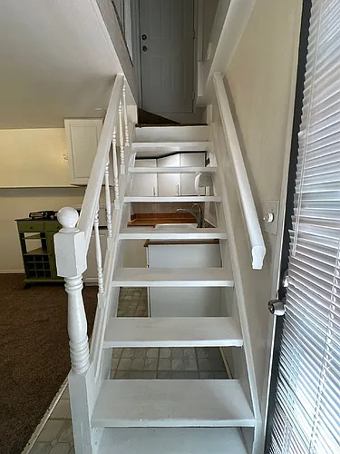 1 bed, 1.0 bath, $2,100 Photo 1 1 bed, 1.0 bath, $2,100 Photo 1