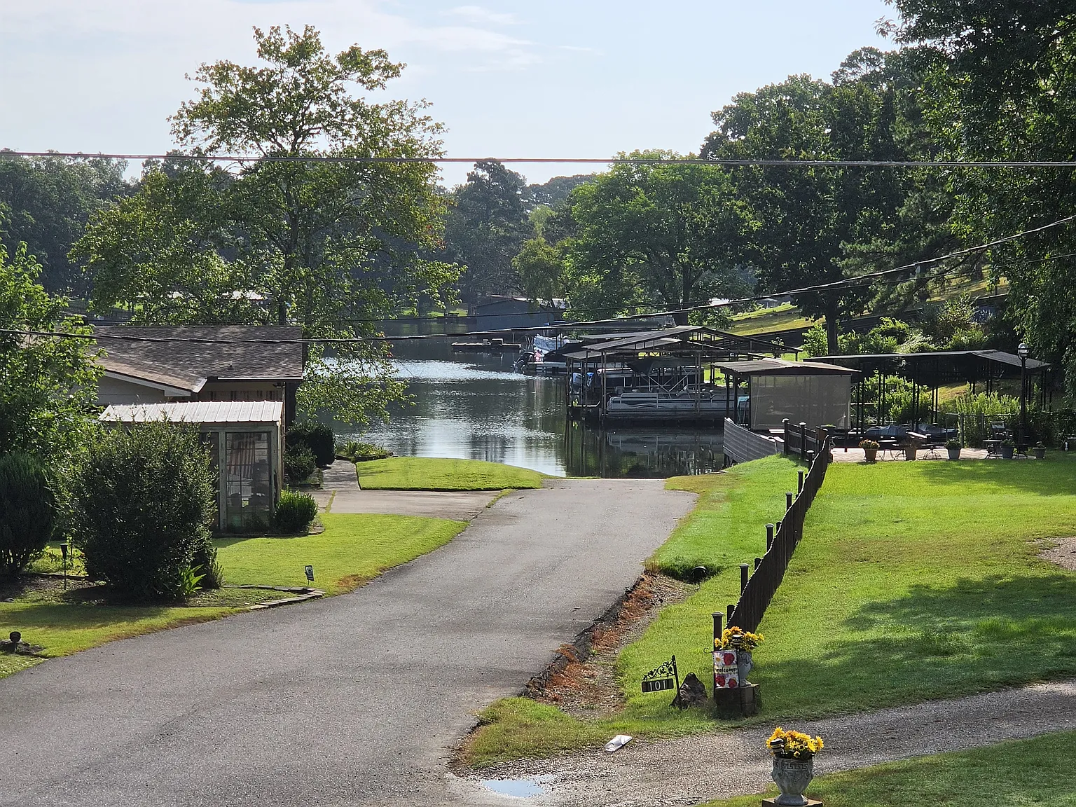 112 Winchester Point — Photo 2