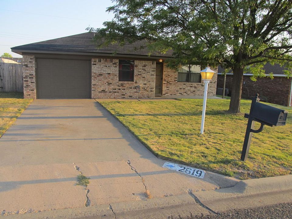 1st image of 2619 17th Ave