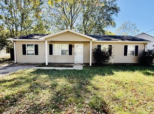 2432 Yorkshire Dr SW, Huntsville, AL 35803