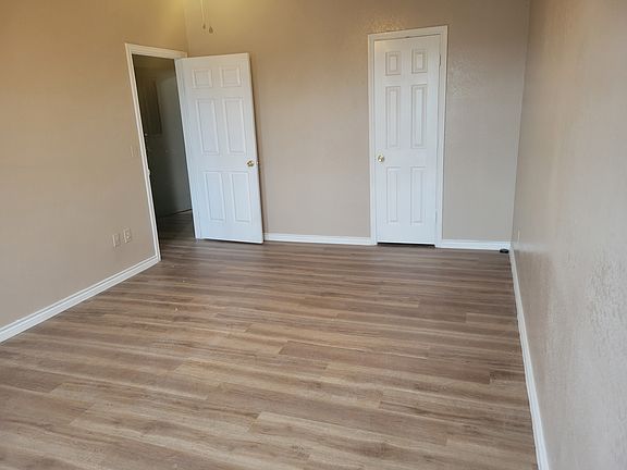 2nd image of 354 E Southcross Blvd APT 4