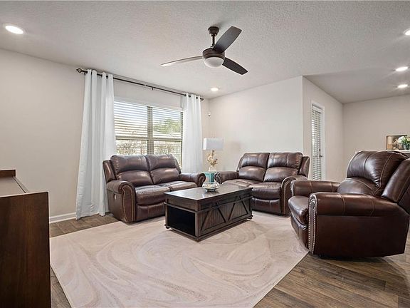 4th image of 10599 Brodick Loop