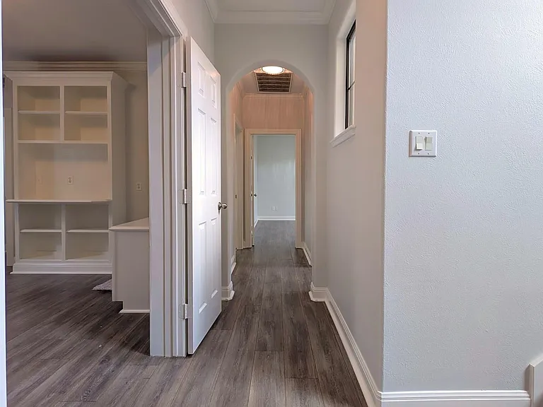1307 Riverine Ct — Photo 16
