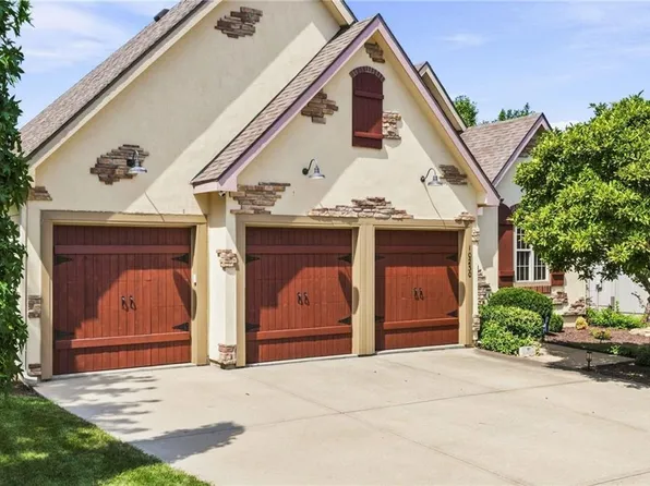 10230 Marion St, Lenexa, KS 66220