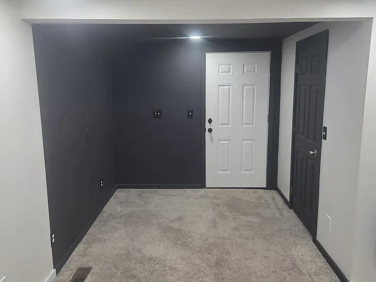 2400 Radford Rd — Photo 4