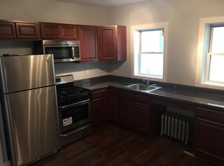 154 Park St APT 1, West Haven, CT 06516