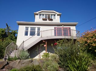 3275 36th Ave SW, Seattle, WA 98126