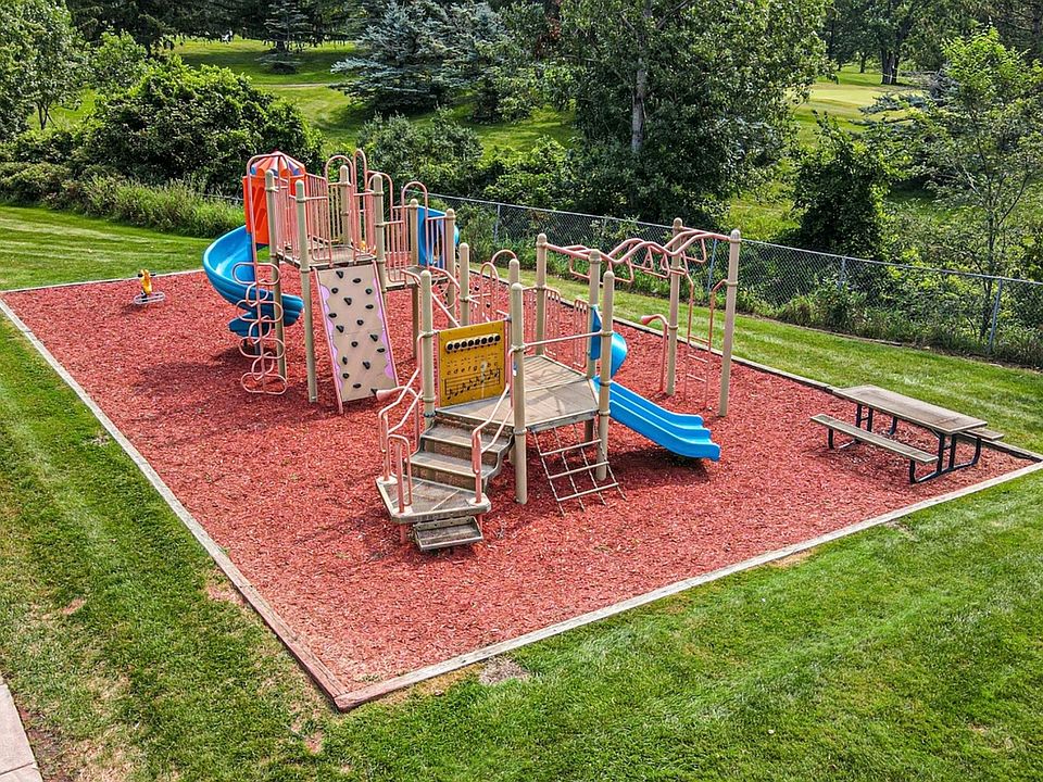 Riverbend of Grand Blanc 5216 Perry Rd Grand Blanc, MI Zillow Apartments for Rent in Grand