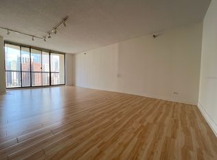 1120 N La Salle Dr #15C, Chicago, IL 60610