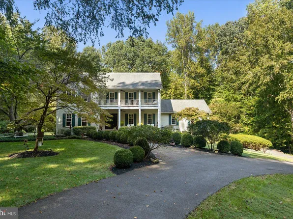 2041 N Plantation Dr, Dunkirk, MD 20754