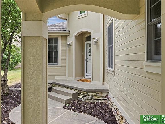 4th image of 9816 S 28th Avenue Cir
