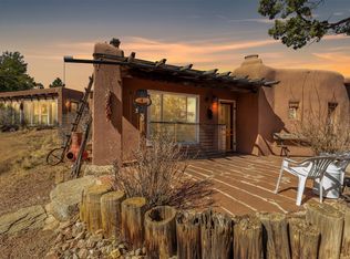 7675C Old Santa Fe Trl, Santa Fe, NM 87505