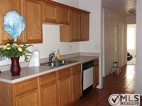 3rd image of 104 Tierra Vista Dr