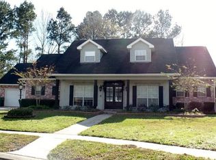 12 Lorio Ln, Mandeville, LA 70448