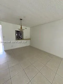 300 S Hollybrook Dr #203 — Photo 9