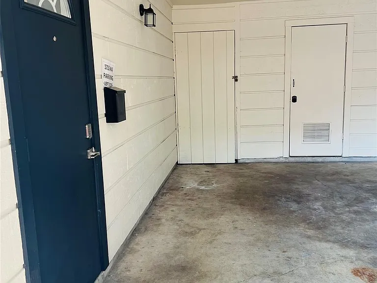 1715 Bluebonnet Ln #A — Photo 13