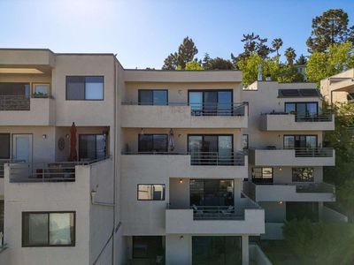 434 Portofino Dr APT 301, San Carlos, CA, 94070