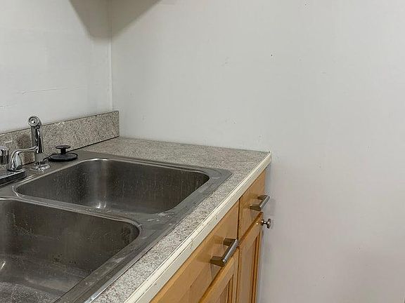 3rd image of 15736 Southfield Fwy #1
