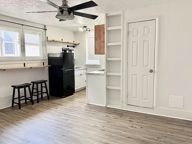 2535 Adams Ave #4 — Photo 14