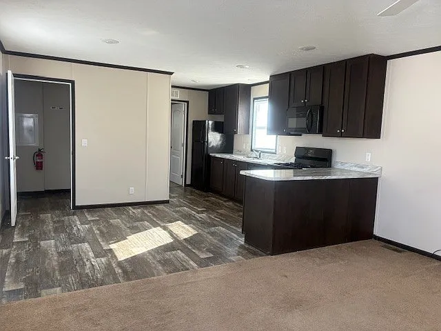 Richmond Place — Photo 15