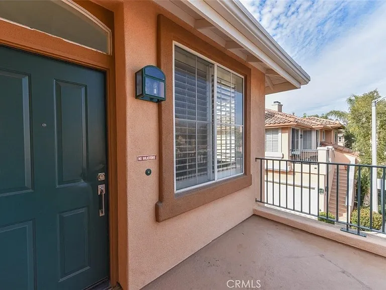 3400 Ladrillo Aisle — Photo 28