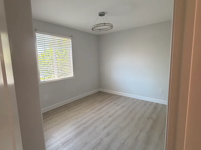 1600 Ranch Ln — Photo 10