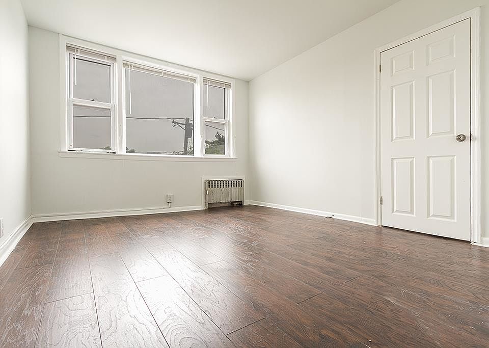 1st image of 96 W 21st St #2