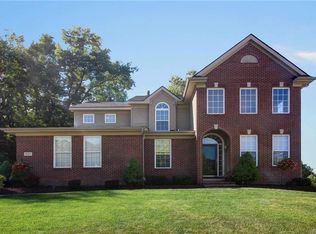 9137 Lyndenglen Ct, Howell, MI 48843