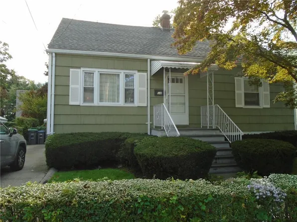 340 4th Avenue, Pelham, NY 10803