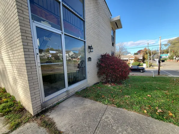 3rd Street 14 unit apartment building