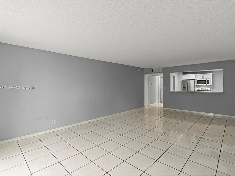 18151 NE 31st Ct #305 — Photo 18