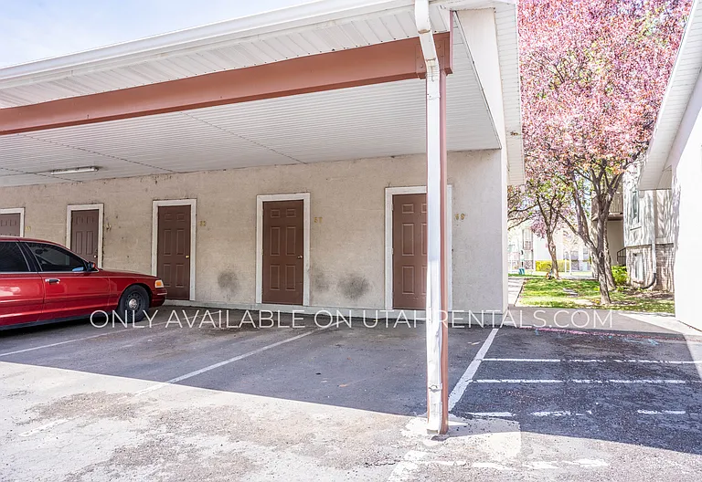 1512 S 175 E — Photo 20