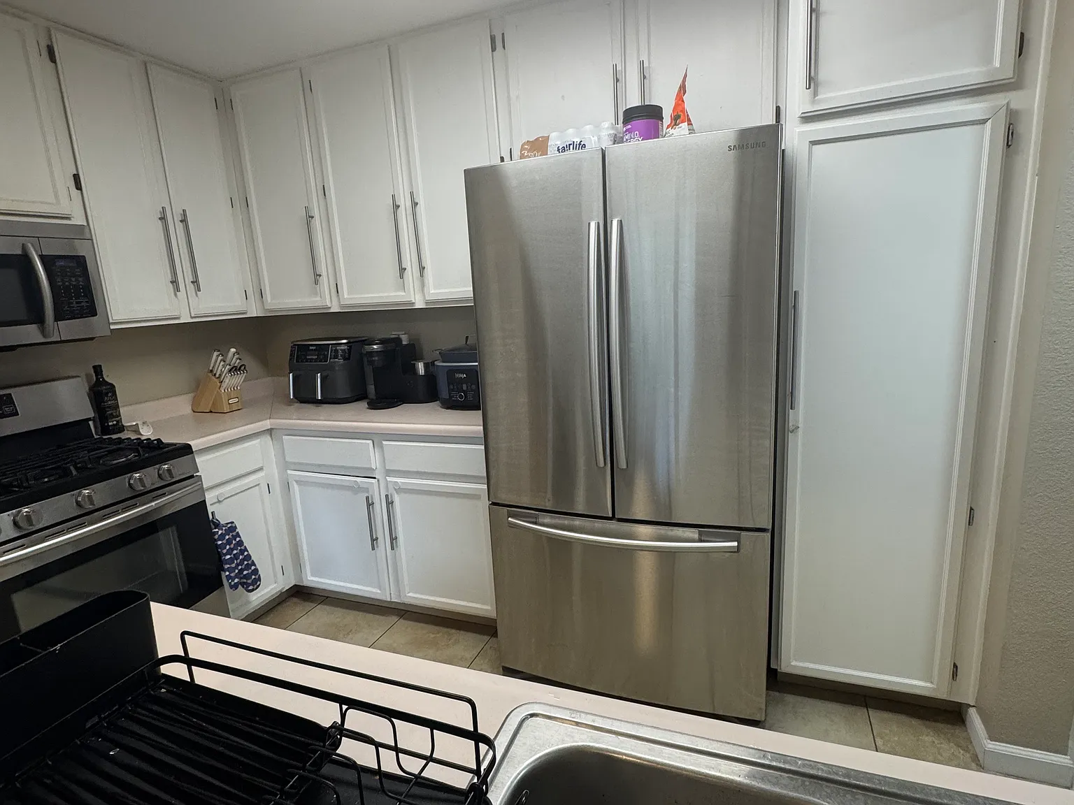 3 bed, 120 sqft, $1,100 — Photo 4