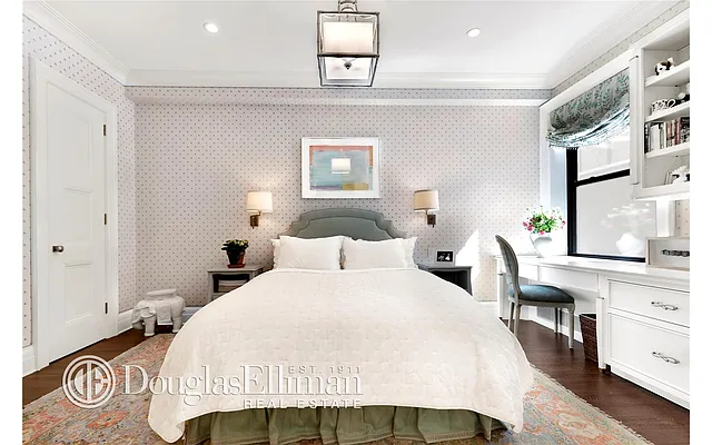 Sold by Douglas Elliman | media 15